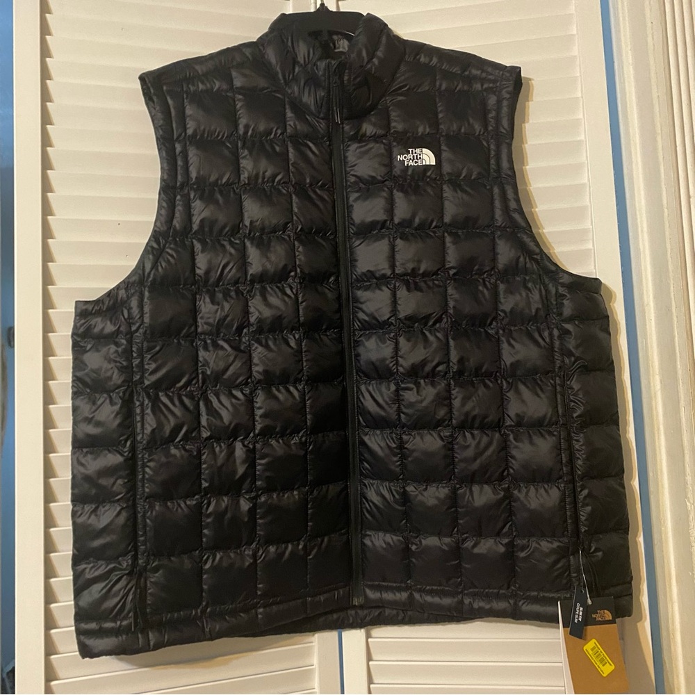 Men’s Thermoball Quilted Eco Vest